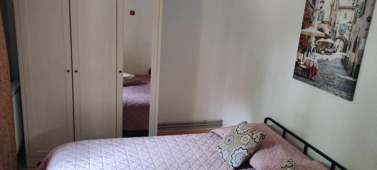 Casa Magnolia Hotel Douăzeci şi Trei August Buitenkant foto