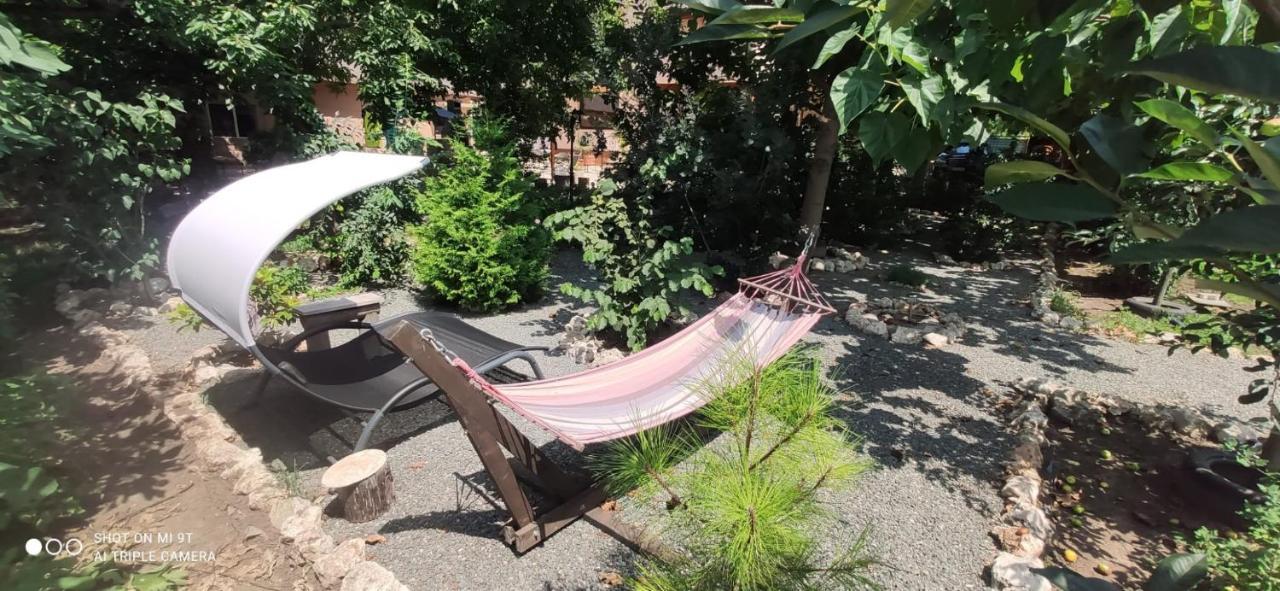 Casa Magnolia Hotel Douăzeci şi Trei August Buitenkant foto